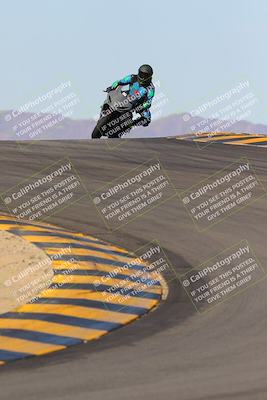 media/Dec-18-2022-SoCal Trackdays (Sun) [[8099a50955]]/Turns 9 and 10 Set 2 (1055am)/